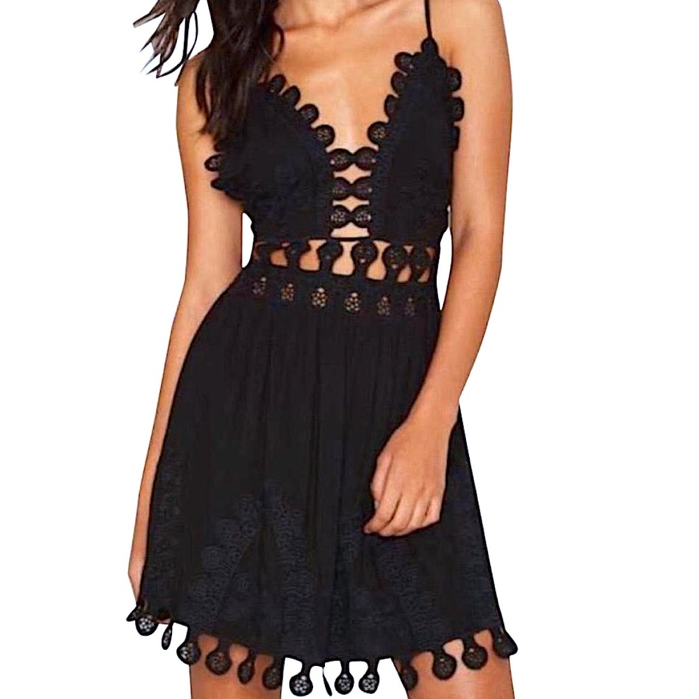 NWT HONEY PUNCH black eyelet crochet lace dress